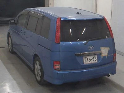 Toyota ISIS