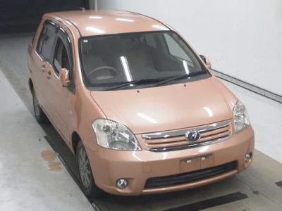 Toyota RAUM