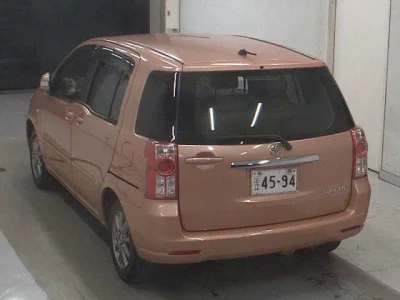 Toyota RAUM