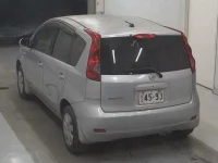 Nissan NOTE лот № 5112 оценка 3  с аукциона в Японии 1