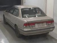 Nissan SUNNY лот № 1535 оценка 3.5  с аукциона в Японии 1