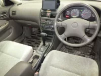 Nissan SUNNY лот № 1535 оценка 3.5  с аукциона в Японии 2