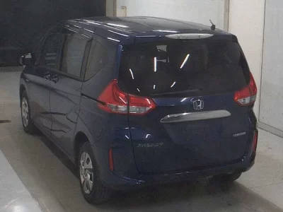 Honda FREED  с аукциона в Японии