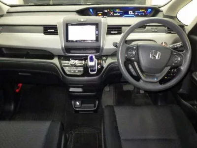 Honda FREED  с аукциона в Японии
