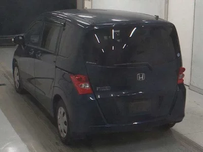 Honda FREED  с аукциона в Японии