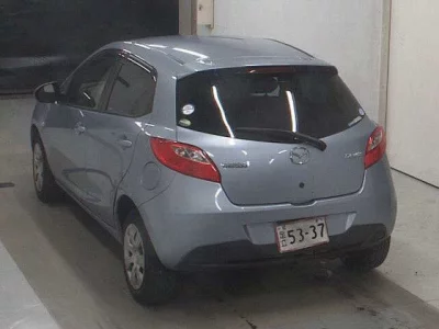 Mazda DEMIO