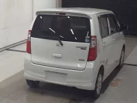 Suzuki WAGON R лот № 3089 оценка 4  с аукциона в Японии 4