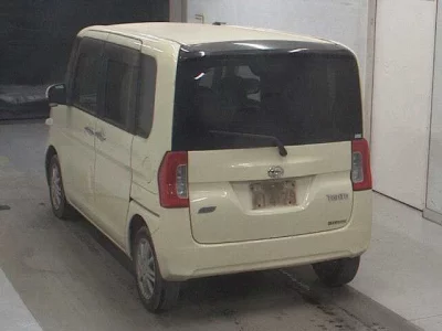 Daihatsu TANTO  с аукциона в Японии