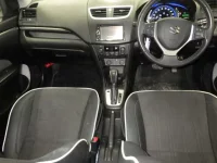 Suzuki SWIFT лот № 3092 оценка 3  с аукциона в Японии 2