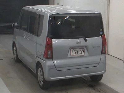 Daihatsu TANTO  с аукциона в Японии