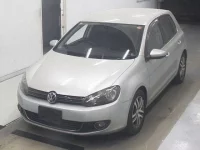 Volkswagen GOLF лот № 5043 оценка R  с аукциона в Японии 2