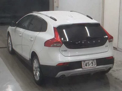 Volvo V40
