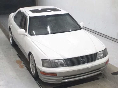 Toyota CELSIOR  с аукциона в Японии