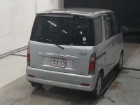 Daihatsu Atrai Wagon лот № 5217 оценка 3  с аукциона в Японии 3