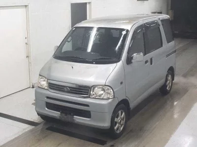 Daihatsu Atrai Wagon  с аукциона в Японии