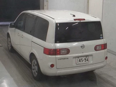 Nissan LAFESTA