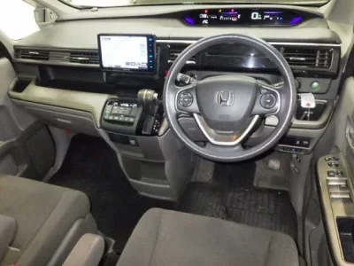 Honda STEP WAGON  с аукциона в Японии