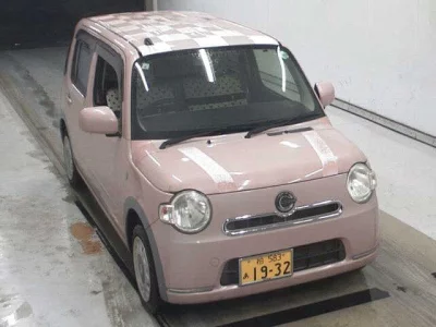 Daihatsu MIRA