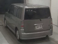 Toyota BB лот № 5551 оценка R  с аукциона в Японии 1