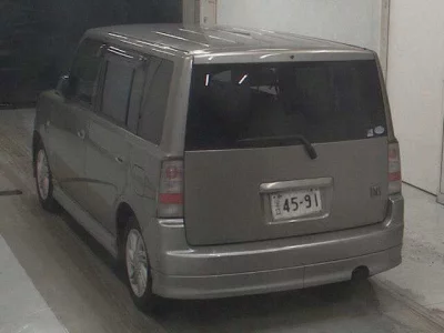 Toyota BB  с аукциона в Японии