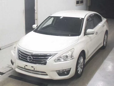 Nissan TEANA