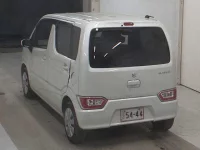 Suzuki WAGON R лот № 5558 оценка R  с аукциона в Японии 1