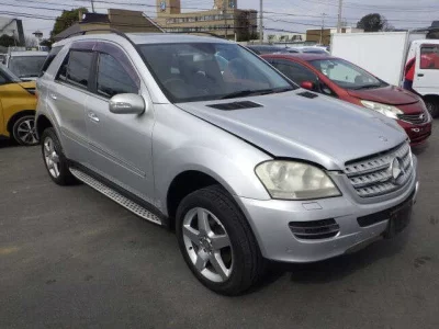 Mercedes-Benz ML CLASS