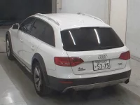 Audi A4 лот № 1583 оценка 3.5  с аукциона в Японии 1