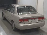 Nissan SUNNY лот № 1595 оценка R  с аукциона в Японии 1