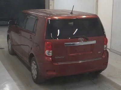 Toyota COROLLA RUMION