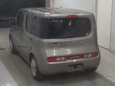 Nissan CUBE