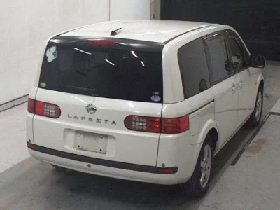 Nissan LAFESTA