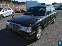 Toyota CROWN лот № 2 оценка R  с аукциона в Японии 1