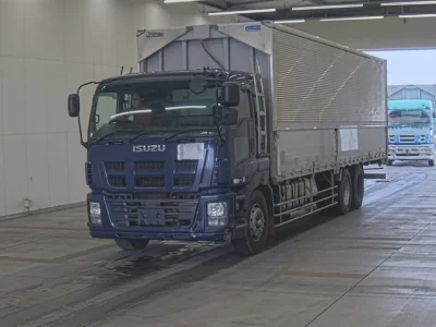 Isuzu GIGA