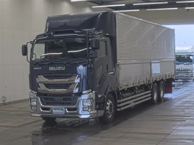 Isuzu GIGA