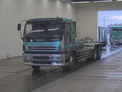 Isuzu GIGA