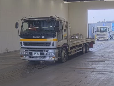 Isuzu GIGA