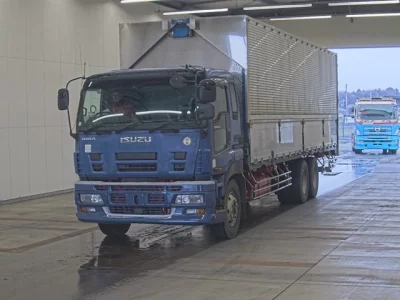 Isuzu GIGA