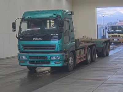 Isuzu GIGA