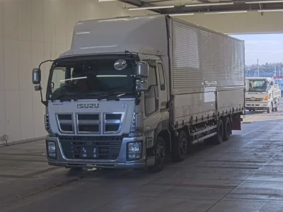 Isuzu GIGA
