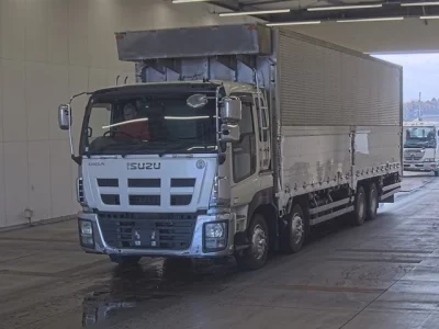 Isuzu GIGA