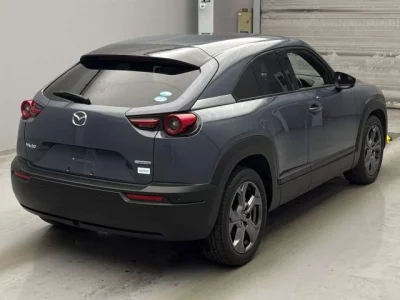Mazda MX-30  с аукциона в Японии