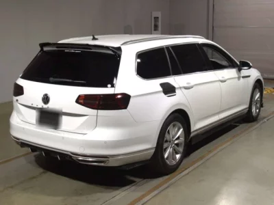 Volkswagen PASSAT VARIANT
