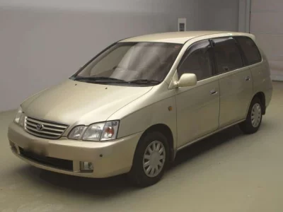 Toyota GAIA  с аукциона в Японии