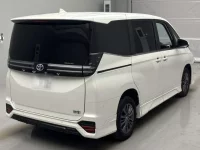 Toyota VOXY лот № 81 оценка R  с аукциона в Японии 1