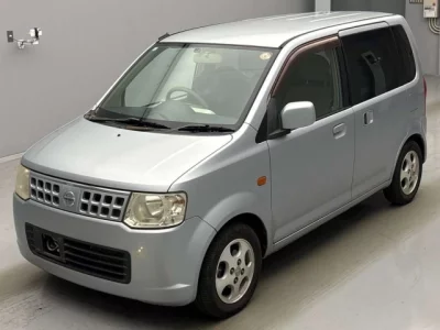 Nissan OTTI  с аукциона в Японии