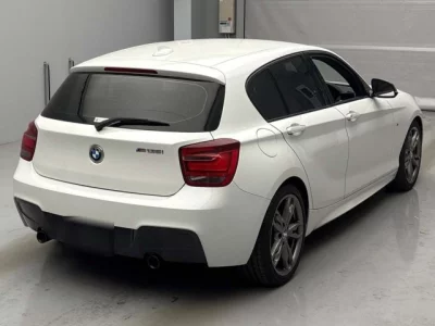 BMW 1-Series  с аукциона в Японии