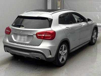 Mercedes-Benz GLA CLASS
