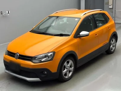 Volkswagen CROSS POLO