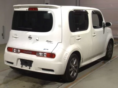 Nissan CUBE  с аукциона в Японии